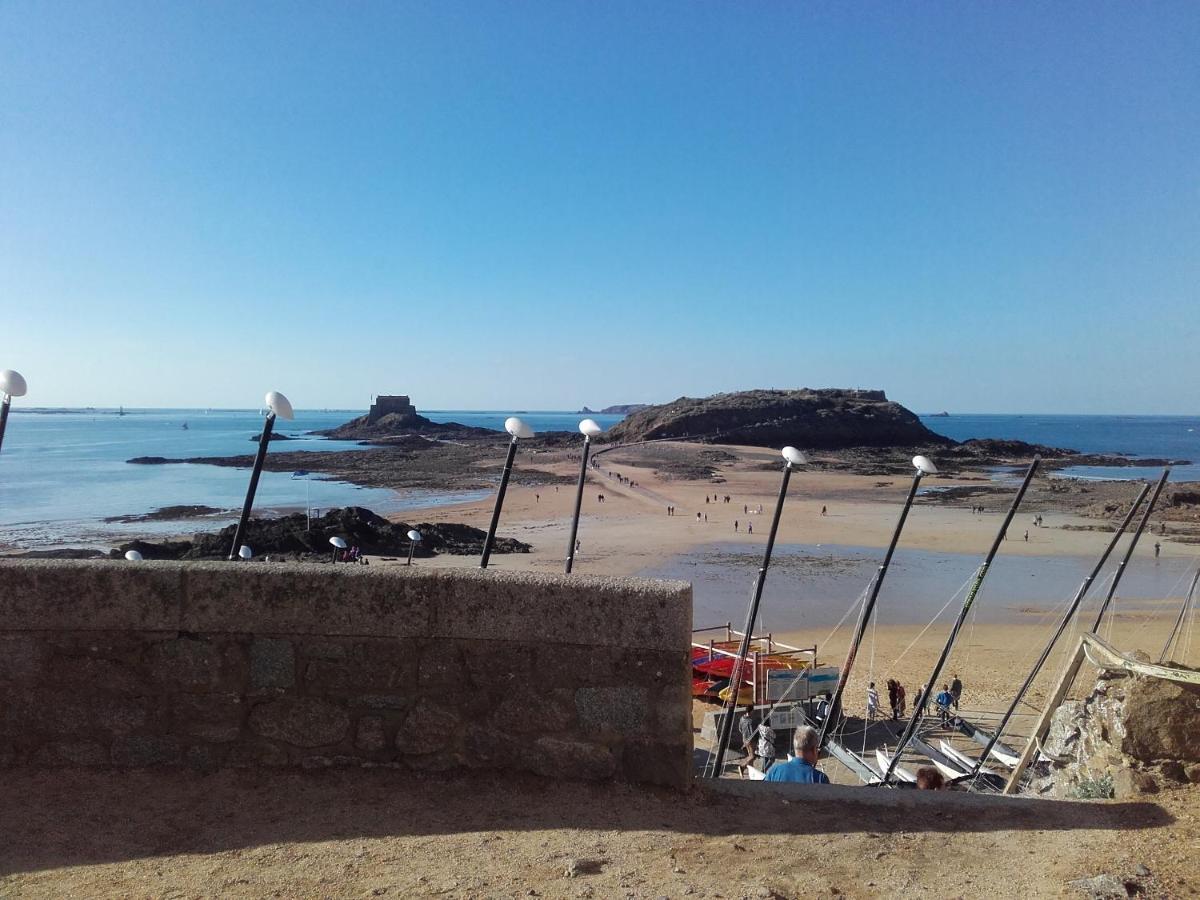 Les Bois Flottes Apartment Saint-Malo Exterior foto