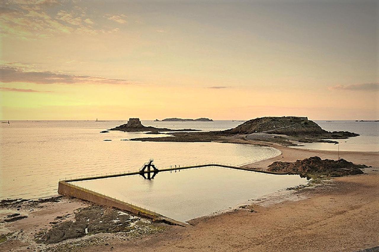 Les Bois Flottes Apartment Saint-Malo Exterior foto